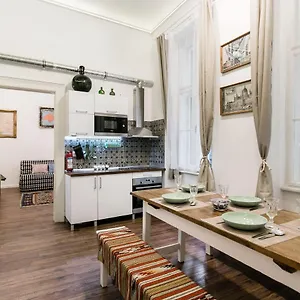 https://the-art-of.inbudapesthotels.com